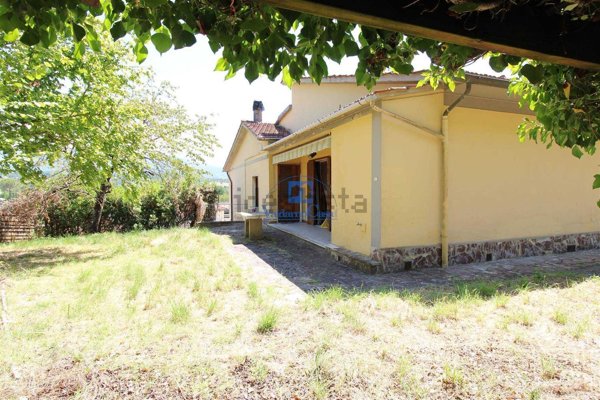 casa indipendente in vendita a Figline e Incisa Valdarno