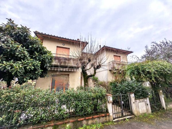 casa indipendente in vendita a Figline e Incisa Valdarno