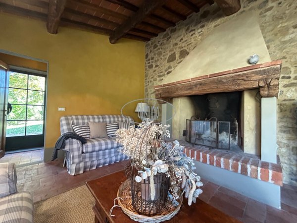 casa indipendente a Figline e Incisa Valdarno in zona Ponte agli Stolli