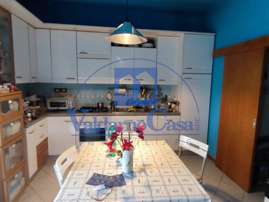 appartamento in vendita a Figline e Incisa Valdarno in zona Figline Valdarno