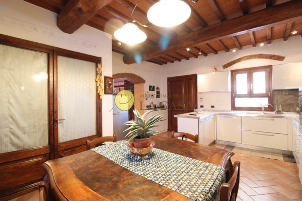 casa indipendente in vendita a Figline e Incisa Valdarno