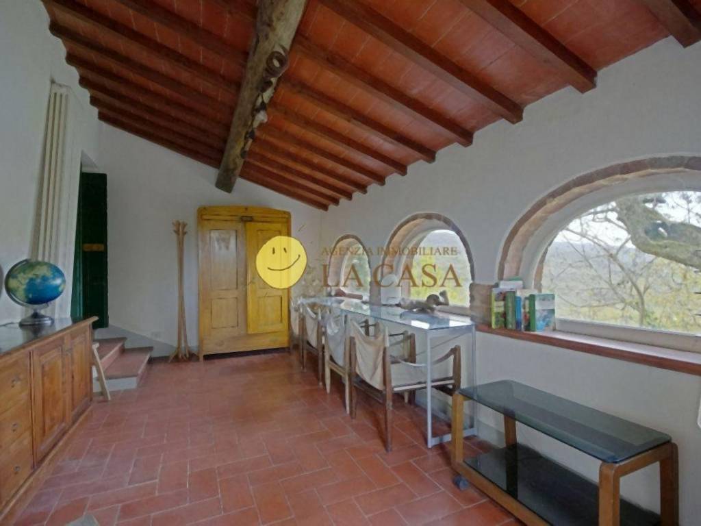 casa indipendente in vendita a Figline e Incisa Valdarno in zona Loppiano