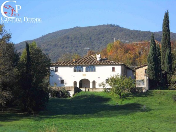 negozio in vendita a Figline e Incisa Valdarno