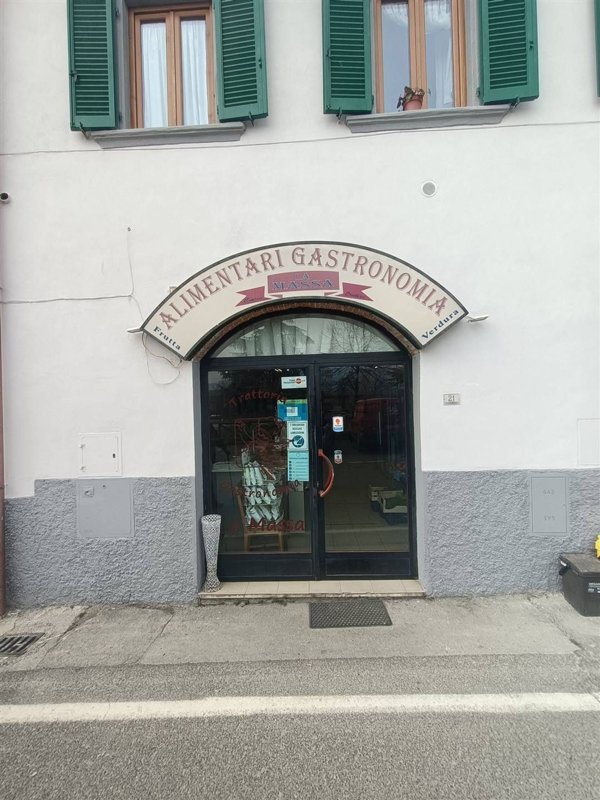 negozio in vendita a Figline e Incisa Valdarno