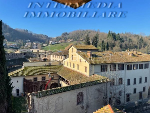 appartamento in vendita a Figline e Incisa Valdarno in zona Figline Valdarno