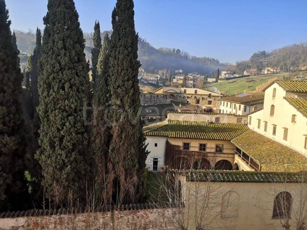 appartamento in vendita a Figline e Incisa Valdarno in zona Figline Valdarno