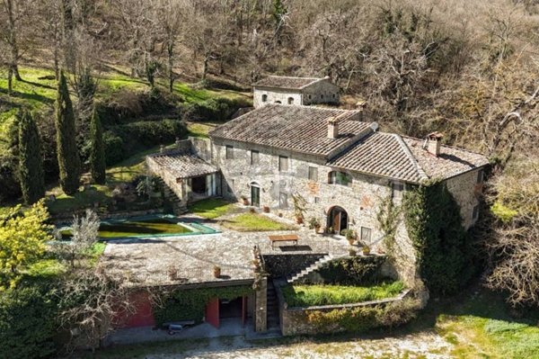 casa indipendente a Figline e Incisa Valdarno in zona Figline Valdarno