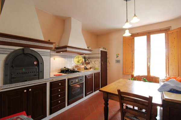 casa indipendente in vendita a Figline e Incisa Valdarno in zona Burchio