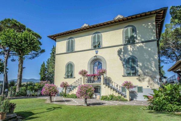 casa indipendente in vendita a Figline e Incisa Valdarno