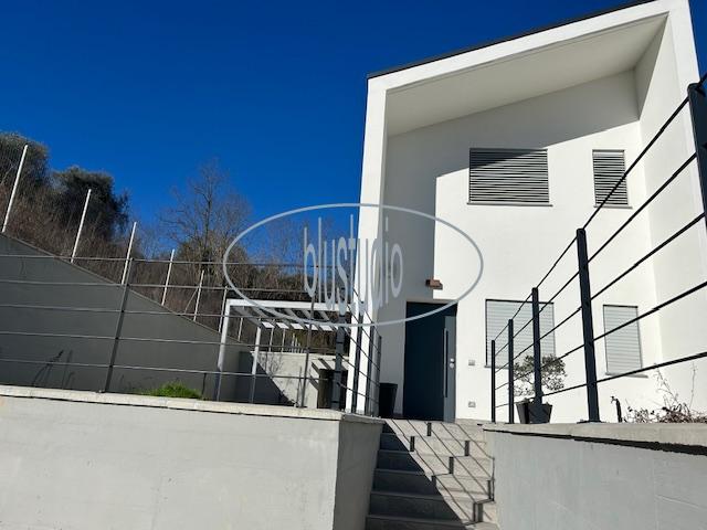 casa indipendente in vendita a Figline e Incisa Valdarno in zona Loppiano