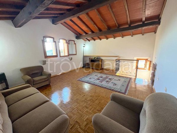 casa indipendente a Figline e Incisa Valdarno in zona Ponte agli Stolli