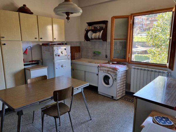 appartamento in vendita a Figline e Incisa Valdarno in zona Figline Valdarno