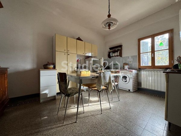 appartamento in vendita a Figline e Incisa Valdarno in zona Figline Valdarno