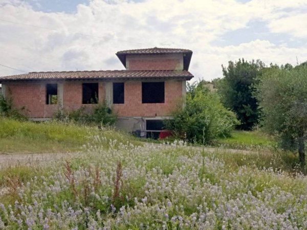casa indipendente a Figline e Incisa Valdarno in zona Figline Valdarno