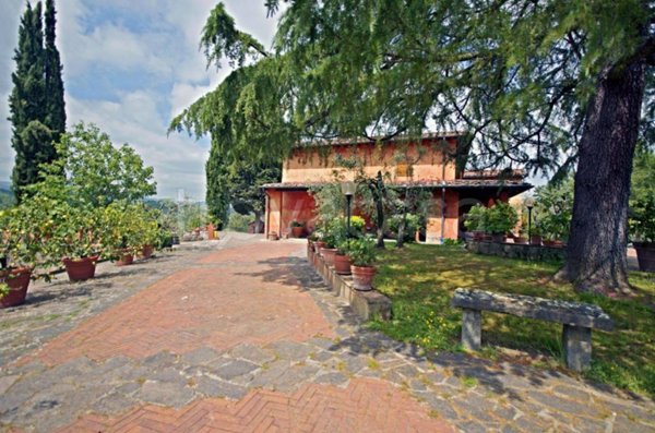 casa indipendente a Figline e Incisa Valdarno in zona Figline Valdarno
