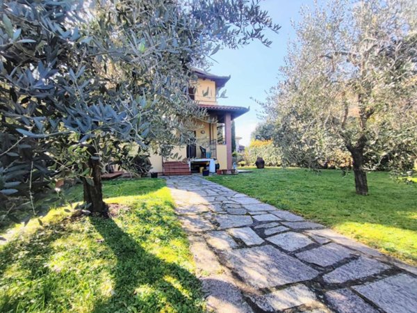 casa indipendente a Figline e Incisa Valdarno in zona Figline Valdarno