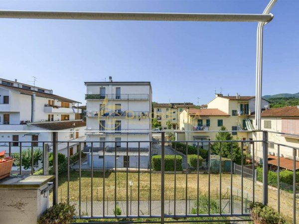 appartamento in vendita a Figline e Incisa Valdarno in zona Incisa in Val d'Arno