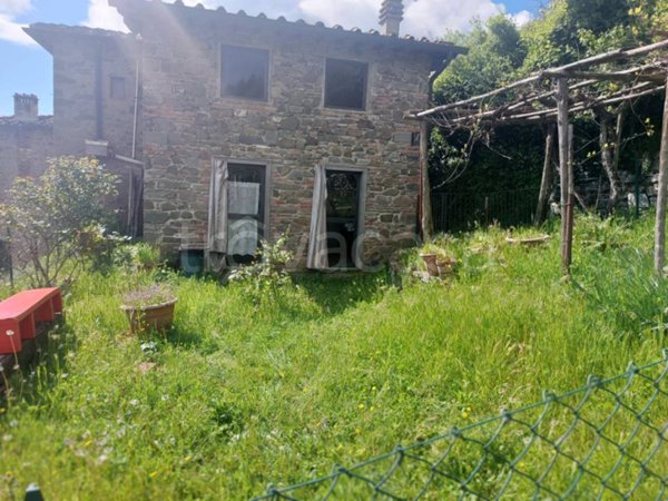 casa indipendente a Figline e Incisa Valdarno in zona Figline Valdarno
