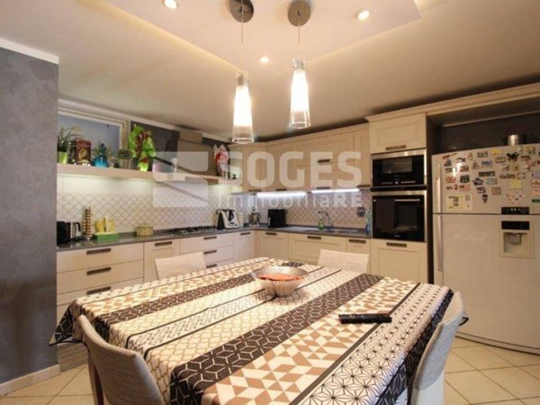 appartamento in vendita a Figline e Incisa Valdarno