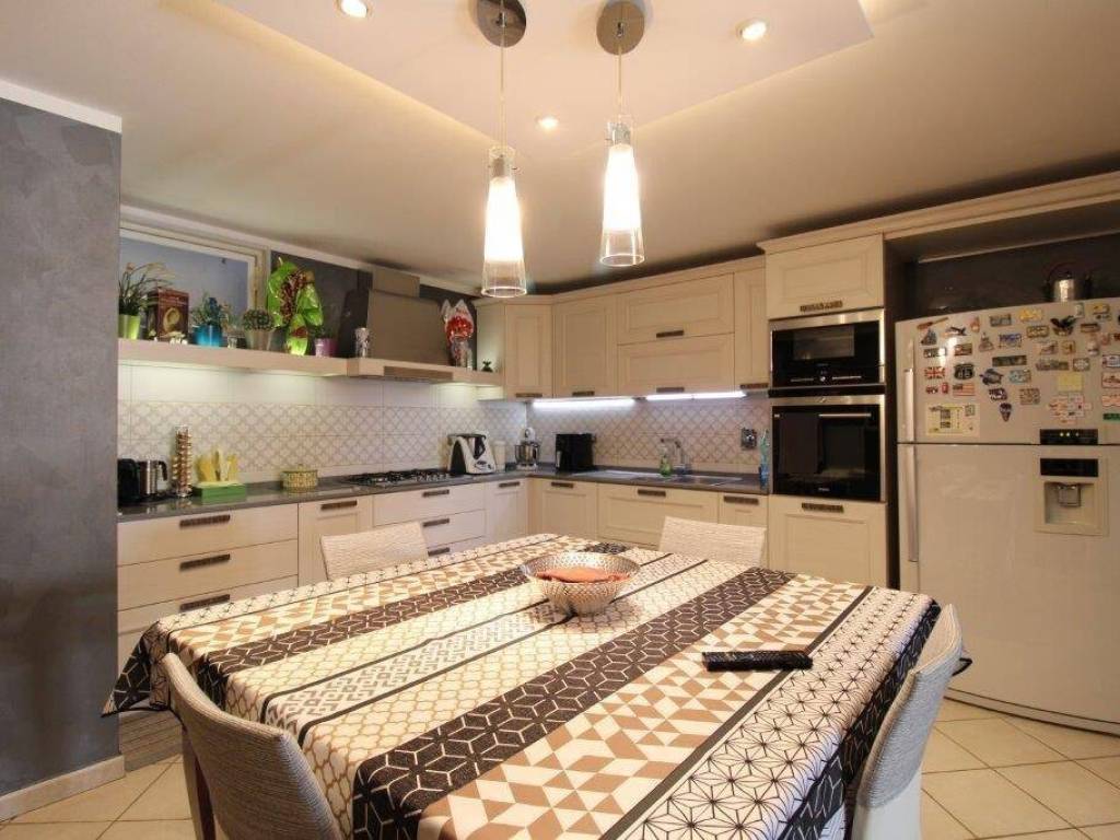 appartamento in vendita a Figline e Incisa Valdarno in zona Incisa in Val d'Arno