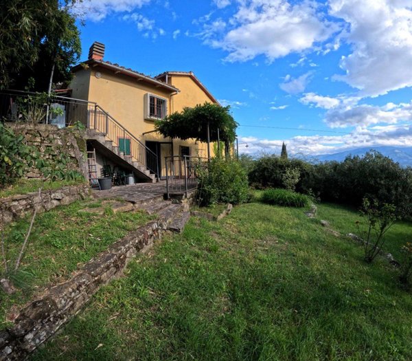 casa indipendente a Figline e Incisa Valdarno in zona Figline Valdarno
