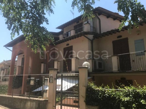 appartamento in vendita a Figline e Incisa Valdarno in zona Figline Valdarno