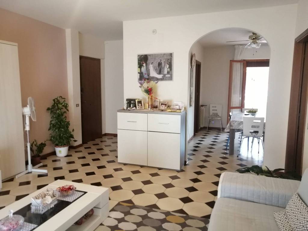 appartamento in vendita a Figline e Incisa Valdarno in zona Figline Valdarno