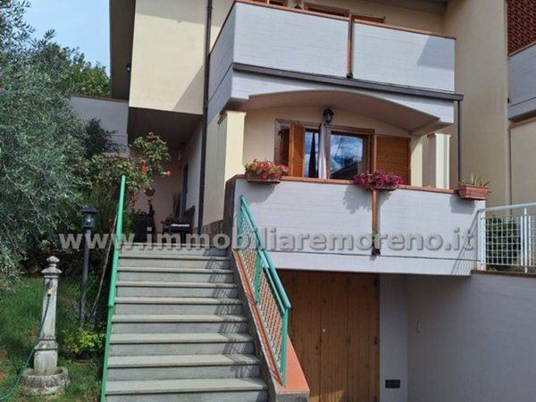 casa indipendente a Figline e Incisa Valdarno in zona Figline Valdarno