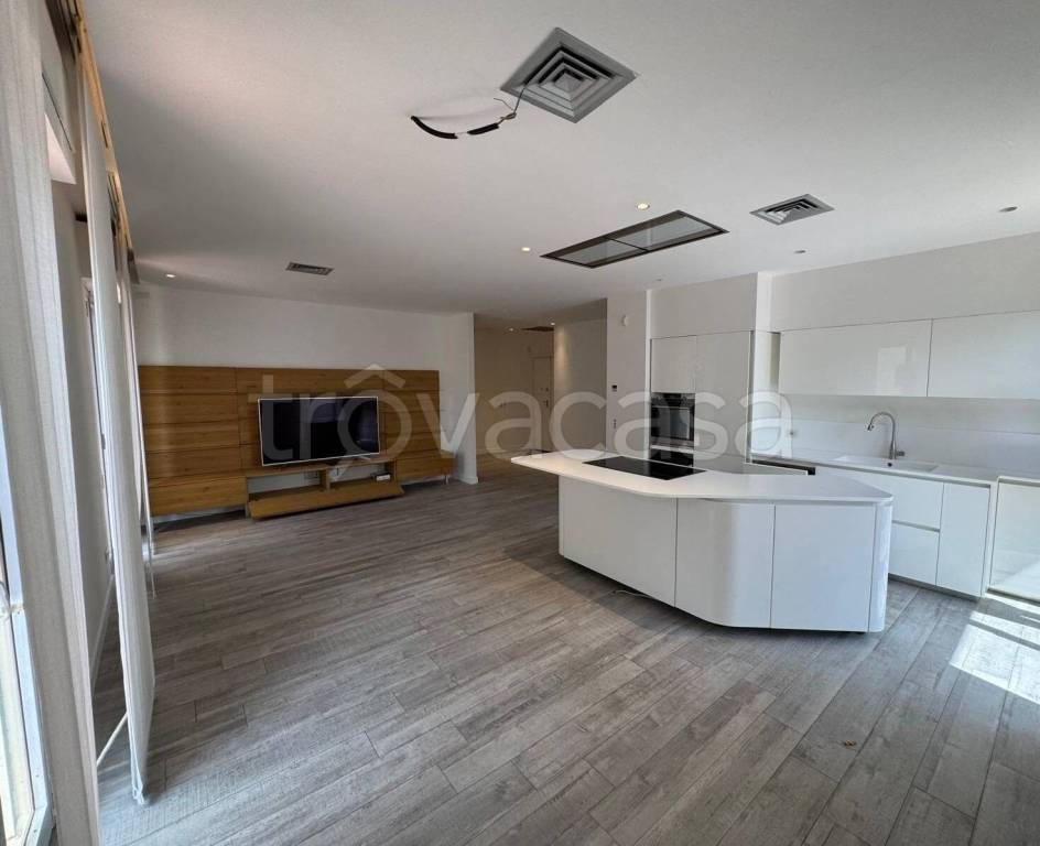 appartamento in vendita a Figline e Incisa Valdarno in zona Figline Valdarno