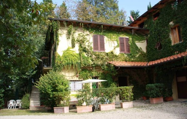 locale di sgombero in vendita a Figline e Incisa Valdarno in zona Loppiano