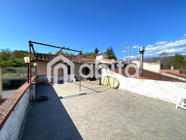appartamento in vendita a Figline e Incisa Valdarno in zona Figline Valdarno