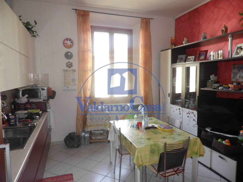 casa indipendente a Figline e Incisa Valdarno in zona Incisa in Val d'Arno