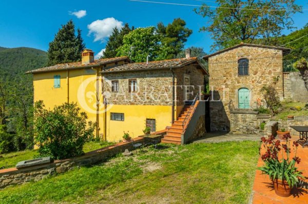 casa indipendente a Figline e Incisa Valdarno in zona Incisa in Val d'Arno