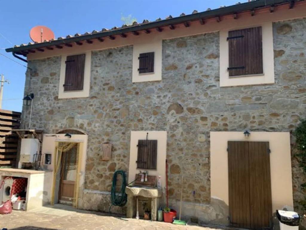 casa indipendente in vendita a Figline e Incisa Valdarno