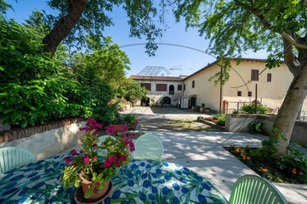 casa indipendente a Figline e Incisa Valdarno in zona Figline Valdarno