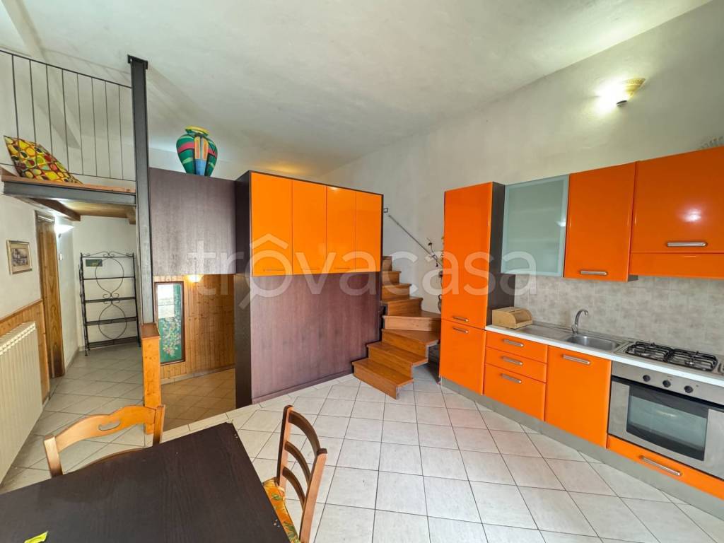 appartamento in vendita a Figline e Incisa Valdarno