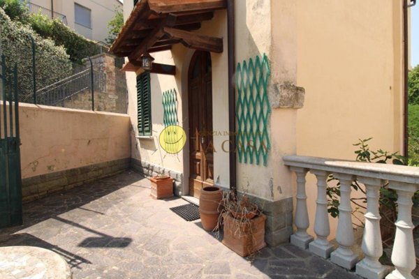 casa indipendente in vendita a Figline e Incisa Valdarno