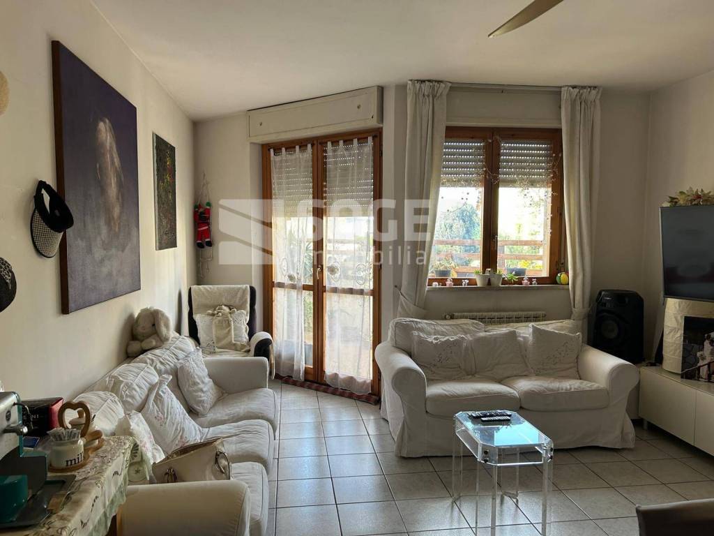 appartamento in vendita a Figline e Incisa Valdarno in zona Figline Valdarno