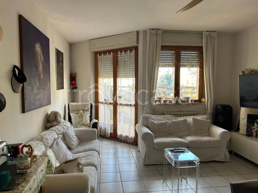 appartamento in vendita a Figline e Incisa Valdarno in zona Figline Valdarno