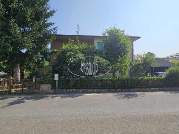 casa indipendente a Figline e Incisa Valdarno in zona Figline Valdarno