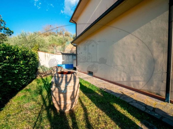 casa indipendente a Figline e Incisa Valdarno in zona Ponte agli Stolli