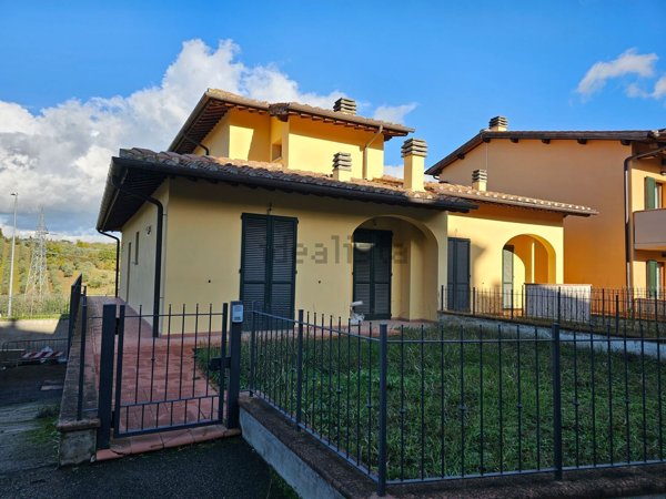 casa indipendente in vendita a Figline e Incisa Valdarno in zona Brollo