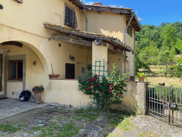 casa indipendente in vendita a Figline e Incisa Valdarno in zona Gaville
