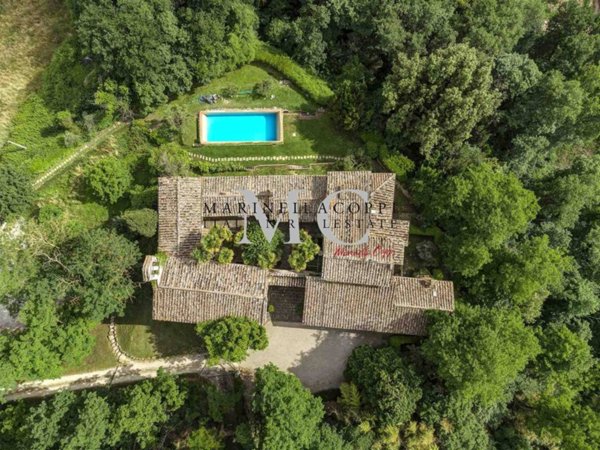 appartamento in vendita a Figline e Incisa Valdarno in zona Figline Valdarno