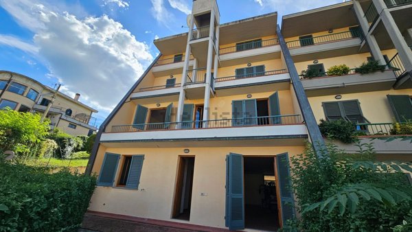 casa indipendente in vendita a Figline e Incisa Valdarno