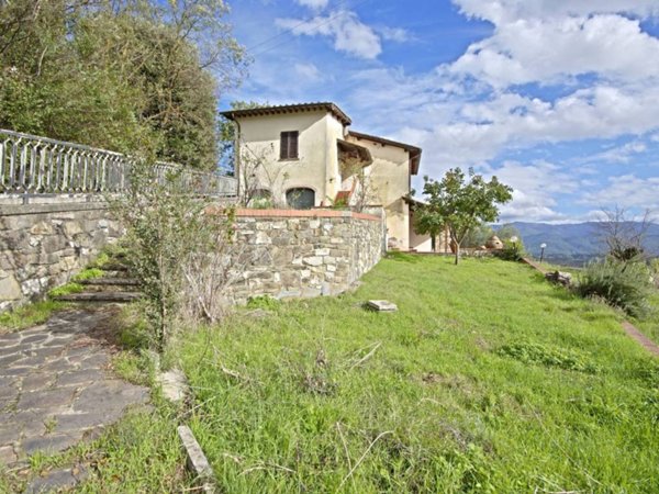 casa indipendente a Figline e Incisa Valdarno in zona Figline Valdarno