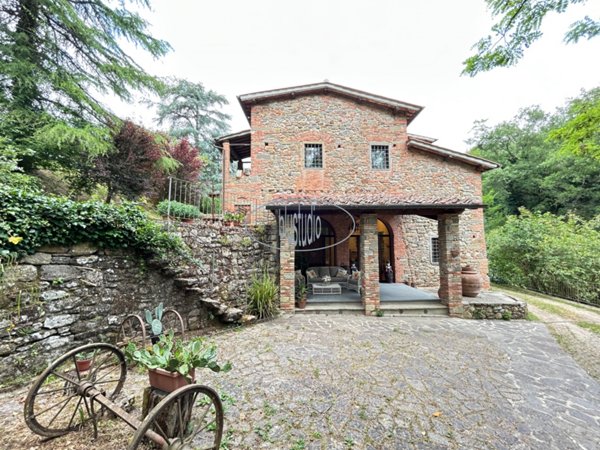 casa indipendente a Figline e Incisa Valdarno in zona Ponte agli Stolli