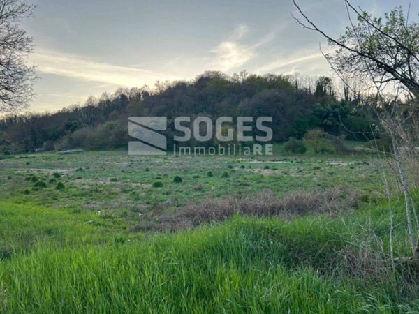 terreno edificabile in vendita a Figline e Incisa Valdarno in zona Cesto