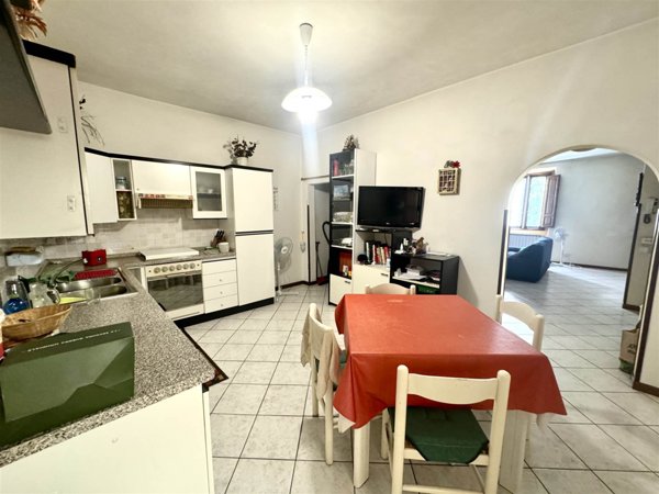casa indipendente in vendita a Figline e Incisa Valdarno