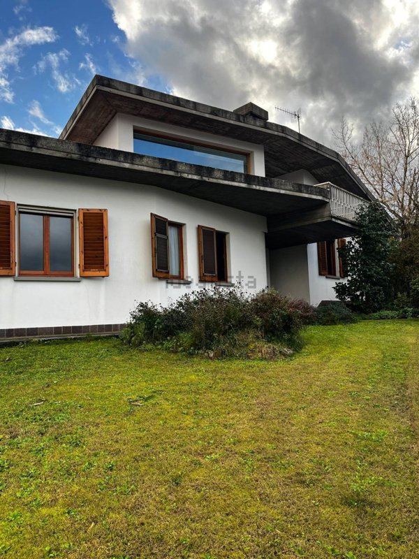 casa indipendente in vendita a Figline e Incisa Valdarno